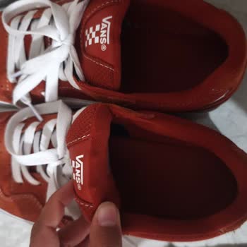 Üretim Hatası Nedeniyle Vans Ayakkabı Değişim Talebi