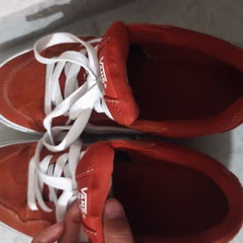 Üretim Hatası Nedeniyle Vans Ayakkabı Değişim Talebi