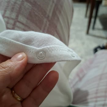 Ebebek Bebek Zıbının Çıt Kısmında Sivri Metal Parça: Güvenlik Riski Ve Değişim Talebi