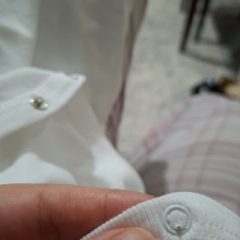 Ebebek Bebek Zıbının Çıt Kısmında Sivri Metal Parça: Güvenlik Riski Ve Değişim Talebi
