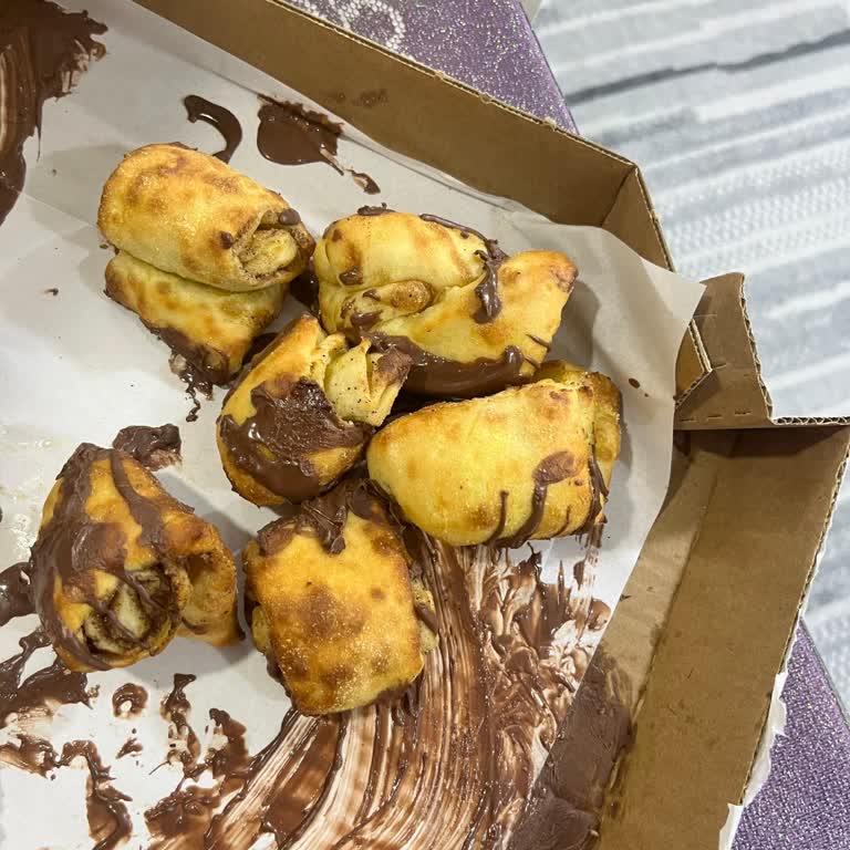 Uzun Teslim Süresi Ve Az Çikolatalı Cinnamon Roll İade Talebi