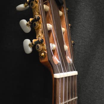 Dore Müzik'ten Aldığım Gitar Sıfır Olmadığı Ve Kalite Kontrolü Yok