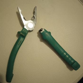 İzeltaş Pense Kırıldı, Garanti Kapsamında Değişim Talebi