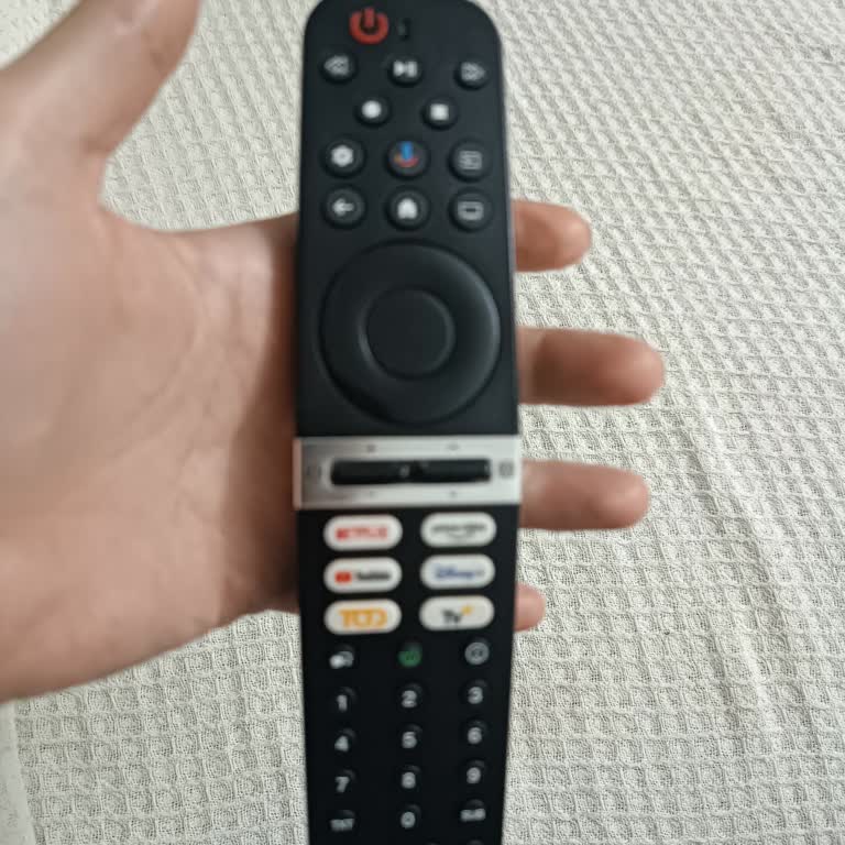 Grundig Kumandası Kırmızı Işık Sorunu Ve Ücretsiz Değişim Talebi