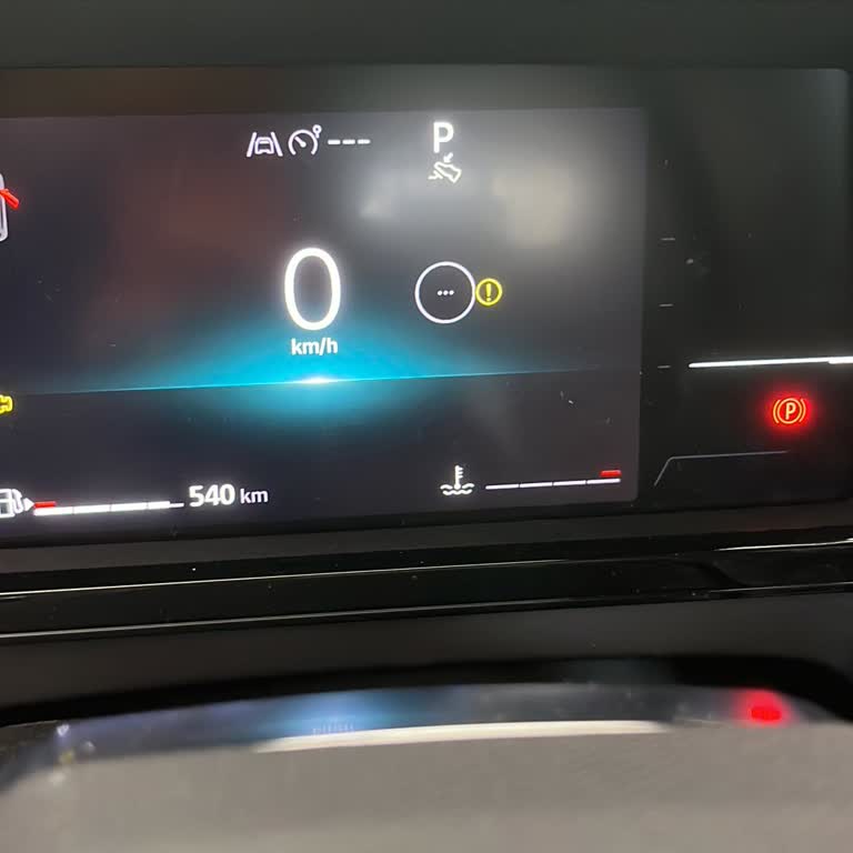 Renault Boreal Trafik İşareti Sistemi Çalışmıyor, Yetkili Servis Çözüm Sunmadı Ve Araç Vermedi