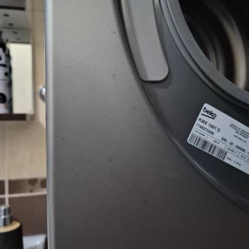 Beko Kurutma Makinesinin Panelindeki Kalıcı Lekeler Garanti Reddi