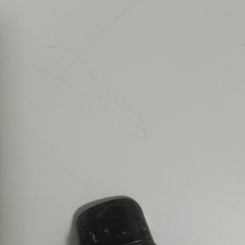 Philips Süpürge Plastik Parçaları Sürekli Kırılıyor Zemin Çizik Ve Leke Bırakıyor