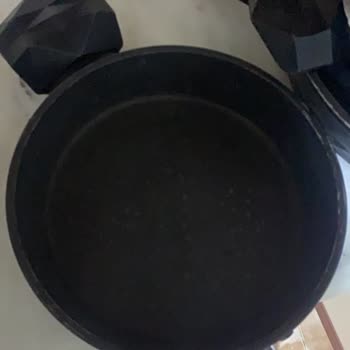 On Yıl Garantili Tencere Setinde Çizilme Ve Kulp Sorunu, Evkur Ve Karaca Sorumluluk Reddi