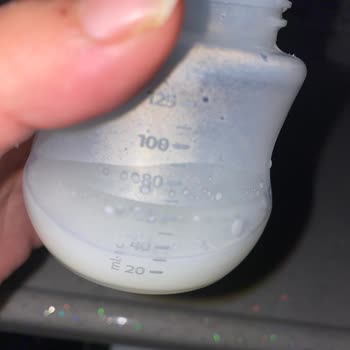 Philips Avent Biberonda Kısa Sürede Yazı Ve Ölçü Çizgileri Siliniyor