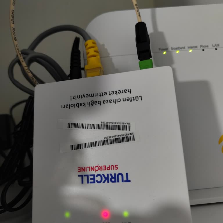 Turkcell Superonline'da Sürekli İnternet Kesintileri Ve Haksız Cayma Bedeli Talebi