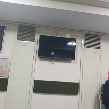 Gazi Üniversitesi Hastanesi’nde Uzun Bekleme Ve Hatalı Tedavi