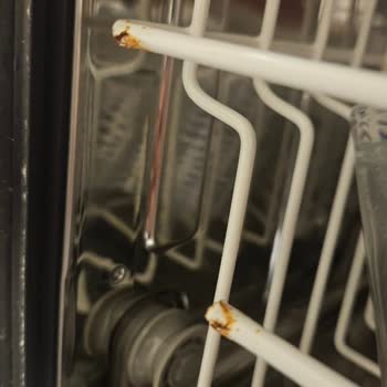 Arçelik 6233 Bulaşık Makinesinde Tekrarlayan Sepet Paslanması
