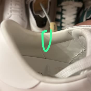 İlk Kullanımda Versace Sneaker İç Yırtılması Ve Armada Beymen Mağazasının Çözüm Sunmaması