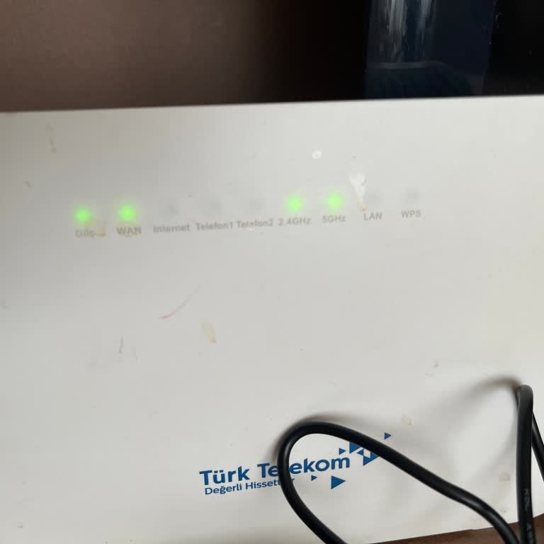 TÜRKSAT Kablo Net'ten Süreklilik Gösteremeyen İnternet Ve Televizyon Kesintisi Çalışma Ve Eğitim Sürecini Aksattı