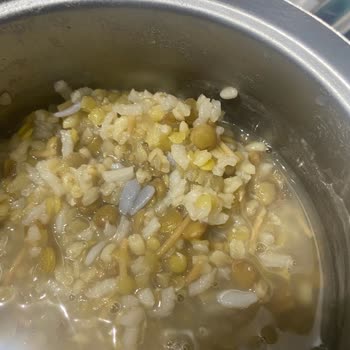 Migros Tuzla Şubesinde Yayla Baldo Pirinçte Şişen Taneler Ve Mor Renk Değişimi