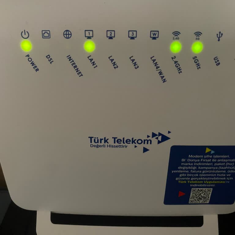 Kazı Çalışması Nedeniyle Kesilen İnternet Ve Çözülmeyen Randevu Sorunu