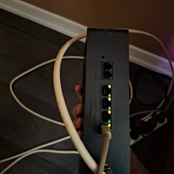Kablo Net İnternet Kesintisi Ve Modem Işıkları Yanmıyor, Destek Yok