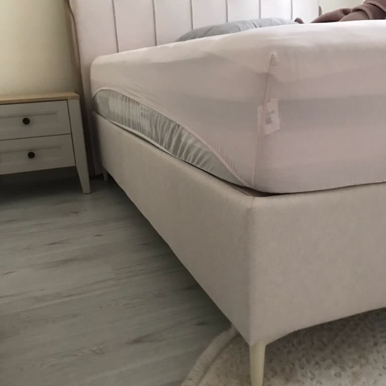İstikbal Mağazası Söz Verdiği Baza Ve Ayakları 40 Gün Sonra Da Göndermedi