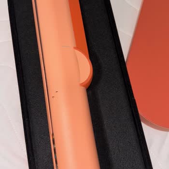 Dyson Airstrait Saç Şekillendiricinin Renk Atması Ve Soyulması Garanti Kapsamında Değerlendirilsin