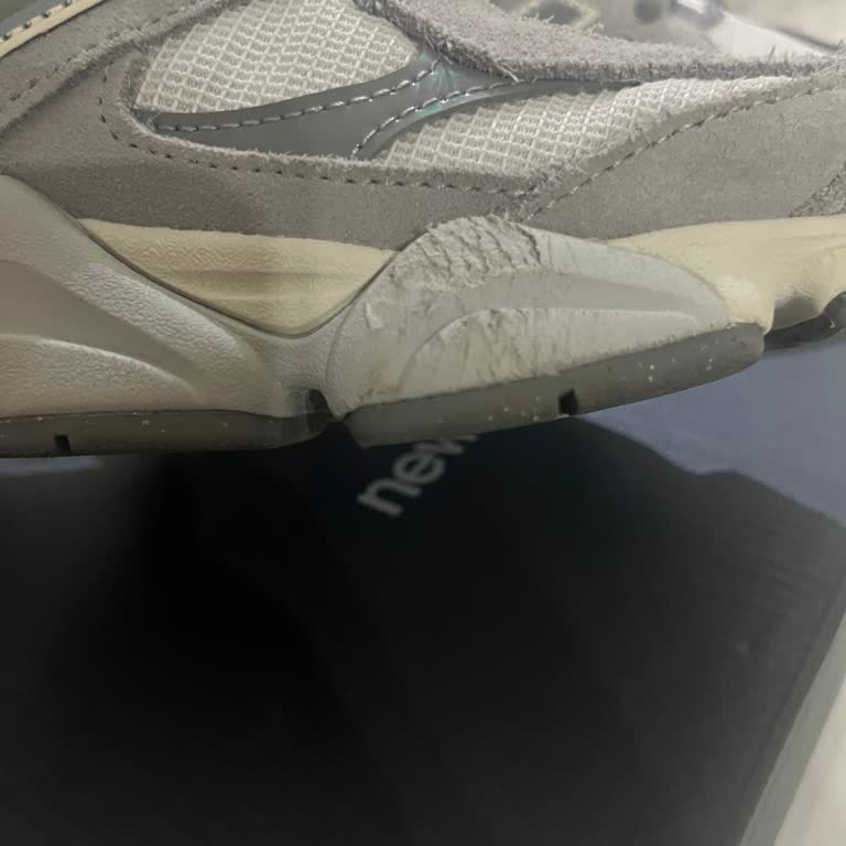 Sneaks Up Mağazasında New Balance 9060 Ayakkabısının İlk Haftada Deforme Olması Ve İade Talebi