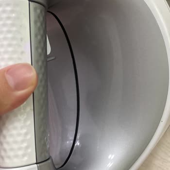 Dikey Süpürge Arızası Tekrarlıyor, Tamir Sonrası Çizik Ve Çatlaklarla Döndü, Ürün Değişimi İsteği