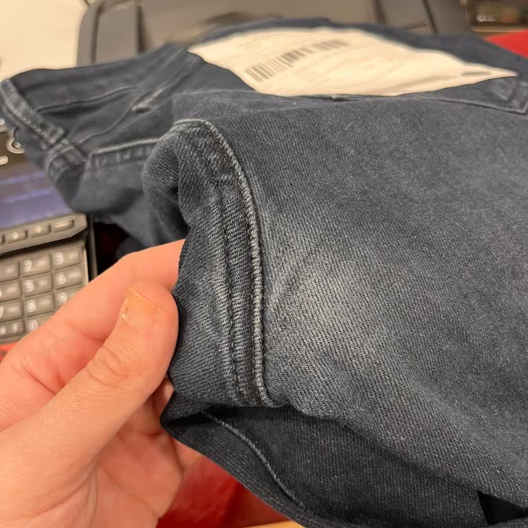 Bursa Mavi Mağazasında Alınan Kot Pantolonun Erken Solması, Değişim Talebi Reddedildi