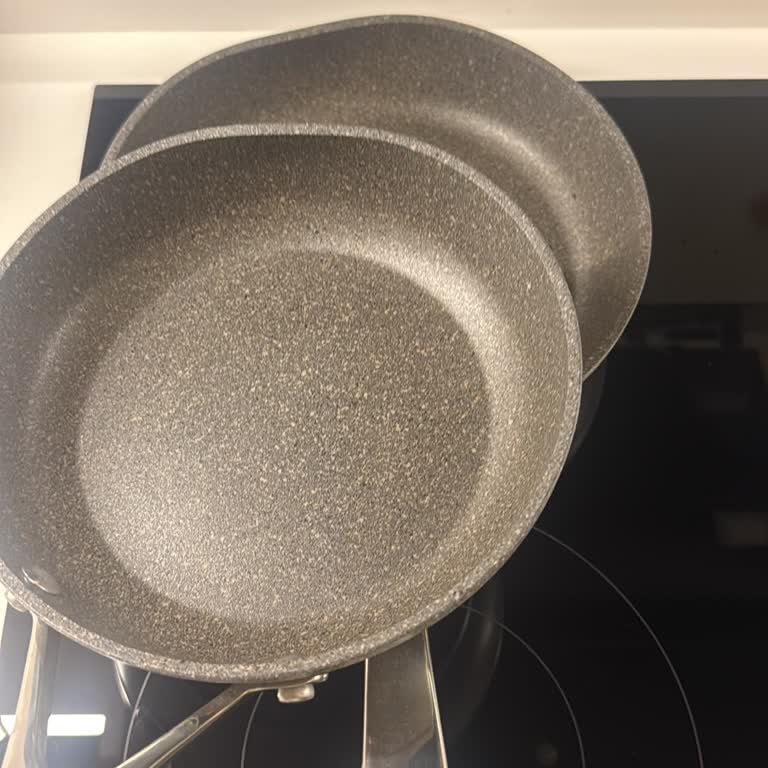 Zwilling Ballarını Granit Görünümlü Tavalarda Deformasyon Ve Garanti Dışı Çözüm