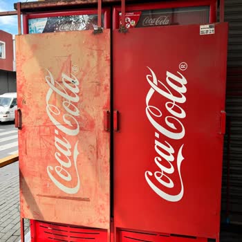 Coca-Cola Dolabı Alınmadı Ve Personel Saygısız Davrandı