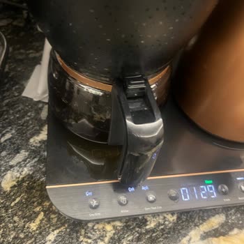 Arçelik Çay Makinesi Sürekli Arıza Veriyor Ve Yetkili Servis Kötü Durumda Geri Dönüyor