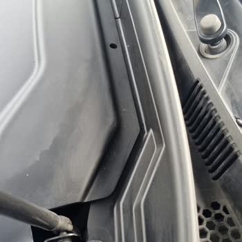 Togg T10X Servisinde Motor Koruma Kapağı Vidalarının Eksik Olması Güvenlik Endişesi