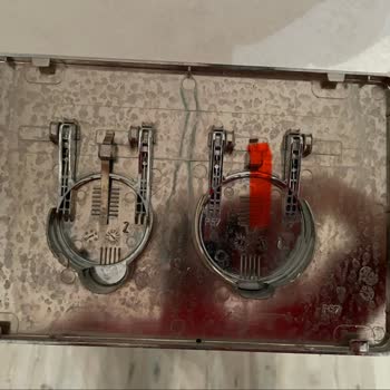 ECA Serel P57 Gömme Rezervuar Kontrol Paneli Tetik Tel Parçasının Yedek Parça Olarak Satışı Talebi