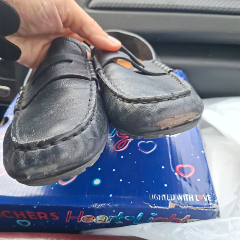 Tommy Hilfiger Kadın Loafer'de Erken Deri Soyulması Ve İade Reddi