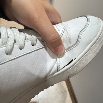 Boyner'den Alınan Tommy Hilfiger Spor Ayakkabısında 2 Yıllık Garanti İhlali Ve Red Kararı