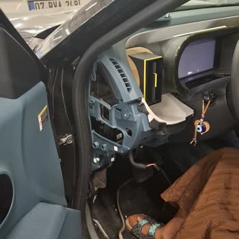 Yeni Fiat Panda Electric Araçta Şarj Ve Çekiş Sorunları Yetkili Serviste Çözülmüyor