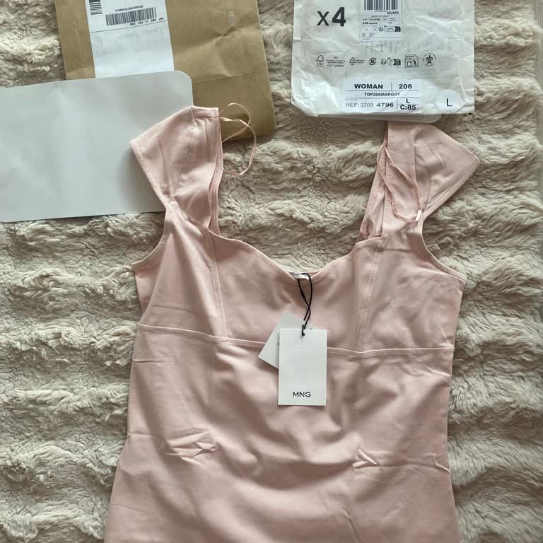 Mango’da Sipariş Edilen Çanta Yerine Yanlış Body Gönderildi, Çözüm Teklifi Reddedildi