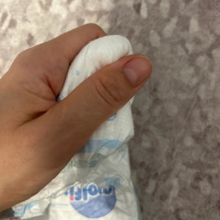 Molfix Premium Bebek Bezi Boncuk Topaklanması Ve Pişik Şikayeti