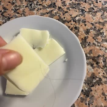 BİM İçim Kaşar Peynirinde Saç Bulunması Ve Müşteri Hizmetlerinden Cevap Gelmemesi