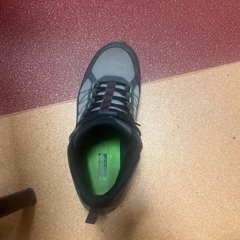 Skechers Botta Kısa Sürede Açılan Ön Kısım Ve Değişim Reddi