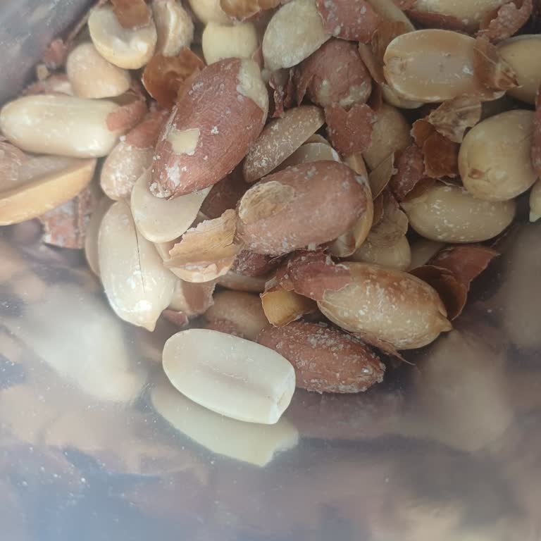 BİM Pendik Şubesinde Satılan Simbat Kavrulmuş Tuzlu Yer Fıstığında Küf Kokusu