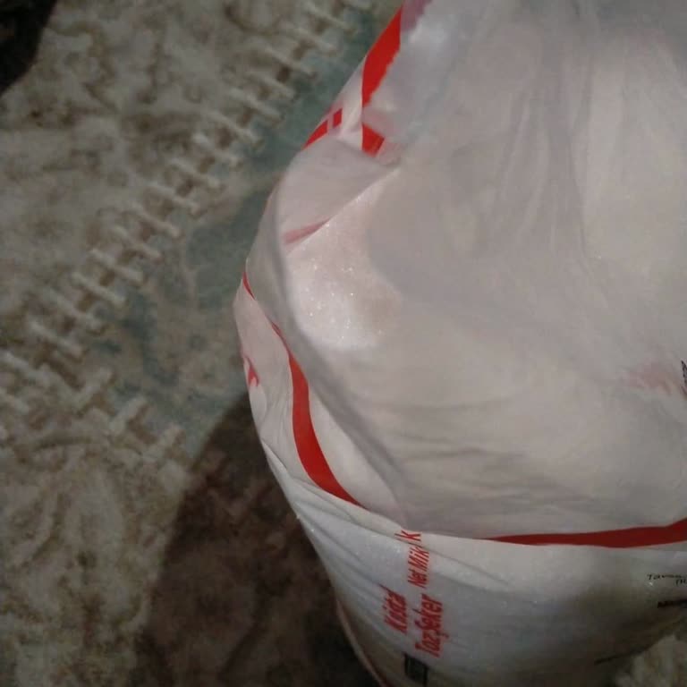Yırtık Toz Şeker Paketi Teslim Edildi, Geri Dönüş Olmadan İade Ve Geri Ödeme Talep Ediliyor