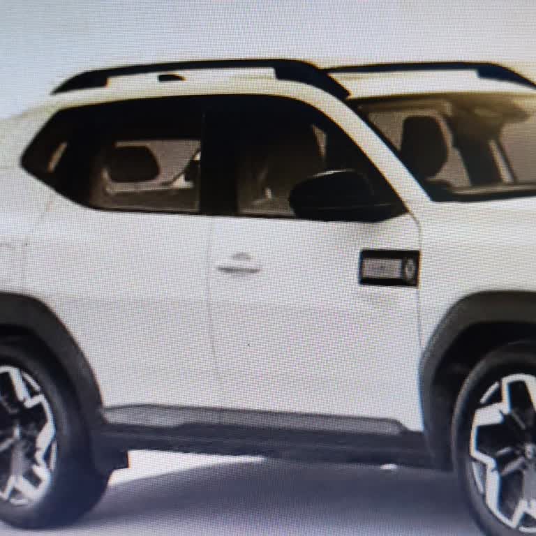 Sıfır Dacia Duster’da Tavan Döşemesindeki Göçük Ve Akü Sorunu İçin Uzun Süreli Ve Yetersiz Servis