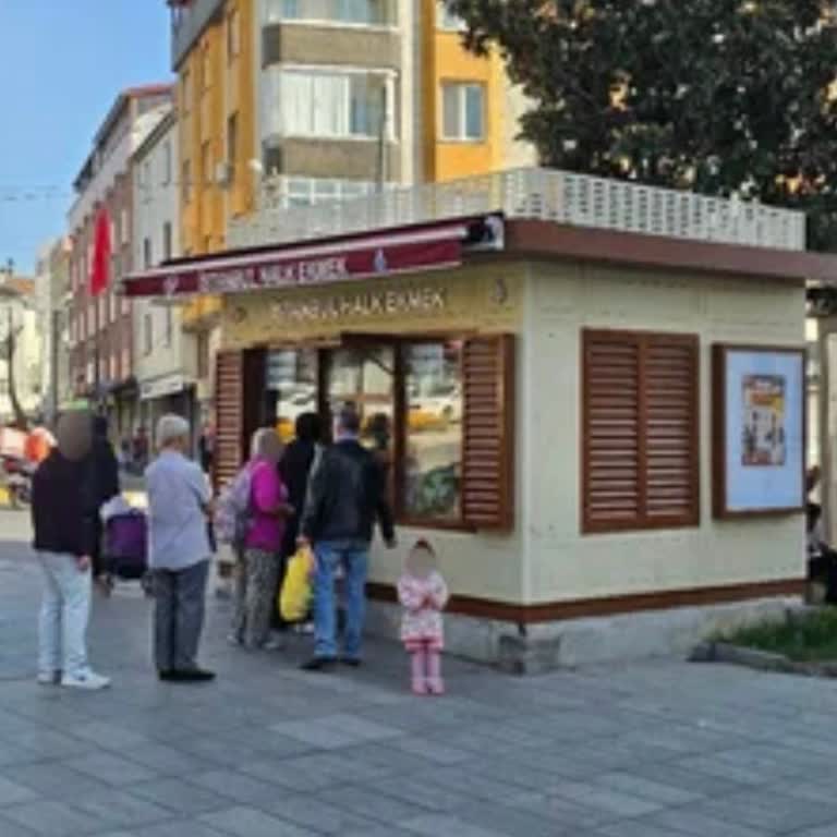 İstanbul Halk Ekmek Personelinin Saygısız Tutumu Ve Haksız Para Üstü Uygulaması