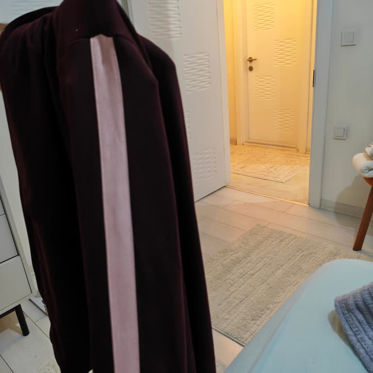 Nowanstore Bordo Eşofman Yıkamada Renk Verdi, İade Talebi Reddedildi