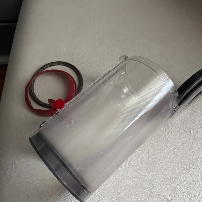 Dyson V15 Çöp Haznesi Lastik Contasının Yerinden Çıkması Ve Onarım Talebi