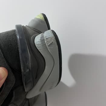 New Balance 9060 Ayakkabısında Kısa Sürede Deformasyon Ve Garanti Reddi Değişim Talebi
