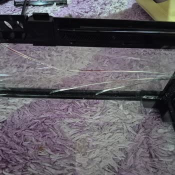 Hasarlı Cam Teraryum Tesliminde Hepsijet Kurye Beklemedi