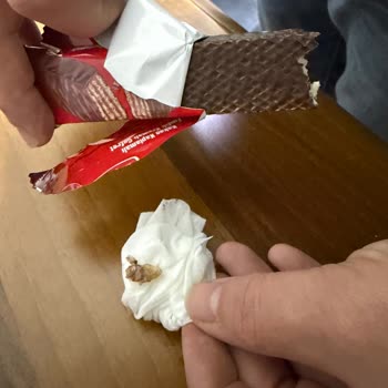 Torku Çıtır Gofrette Sert Yabancı Madde Ve Cevapsız Müşteri Hizmetleri