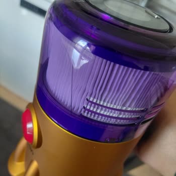 Dyson V12 Detect Slim Absolute Filtrede Üretim Hatası Ve Ücretsiz Değişim Talebi