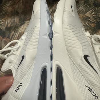 Nike Air 270 Ayakkabının Taban Renk Uyumsuzluğu Ve Mağaza Reddi: Değişim Ve İade Talebi