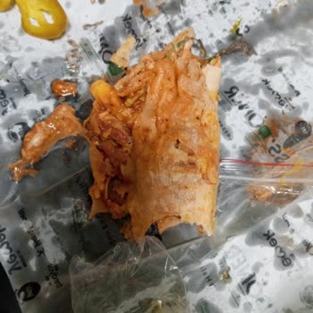 Yetersiz Pişmiş Tavuk Döner Ve Hijyen Sorunu Nedeniyle Ücret İadesi Talebi
